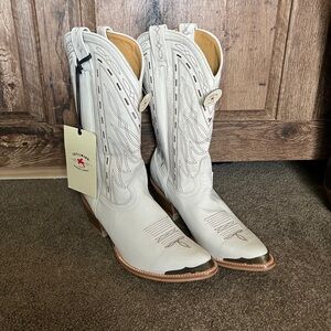 Idyllwind Rock Retro Western White Cowboy Boots